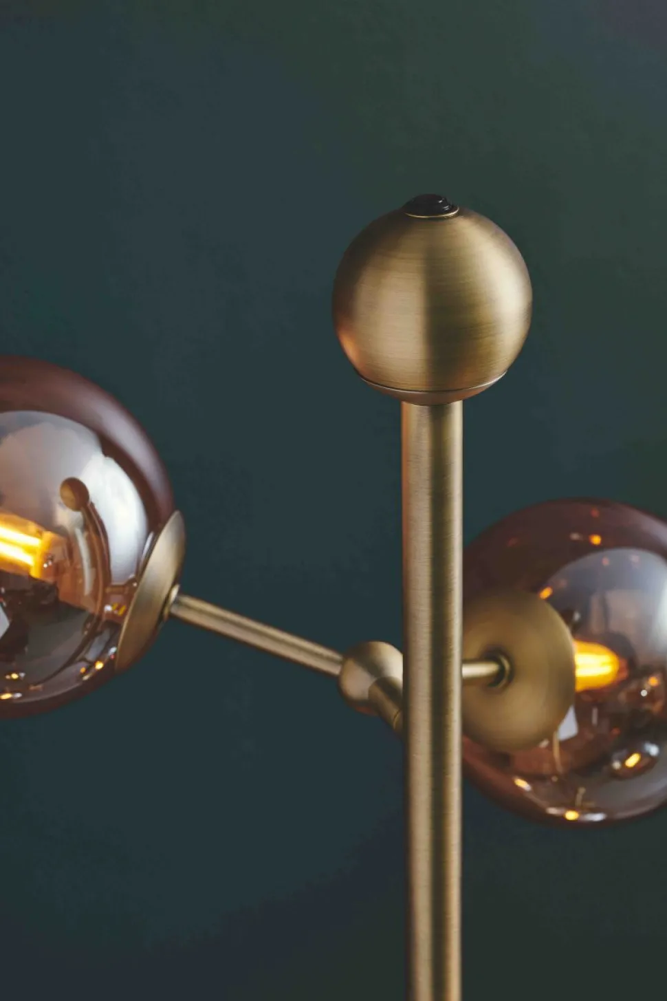 Atom golvlampa