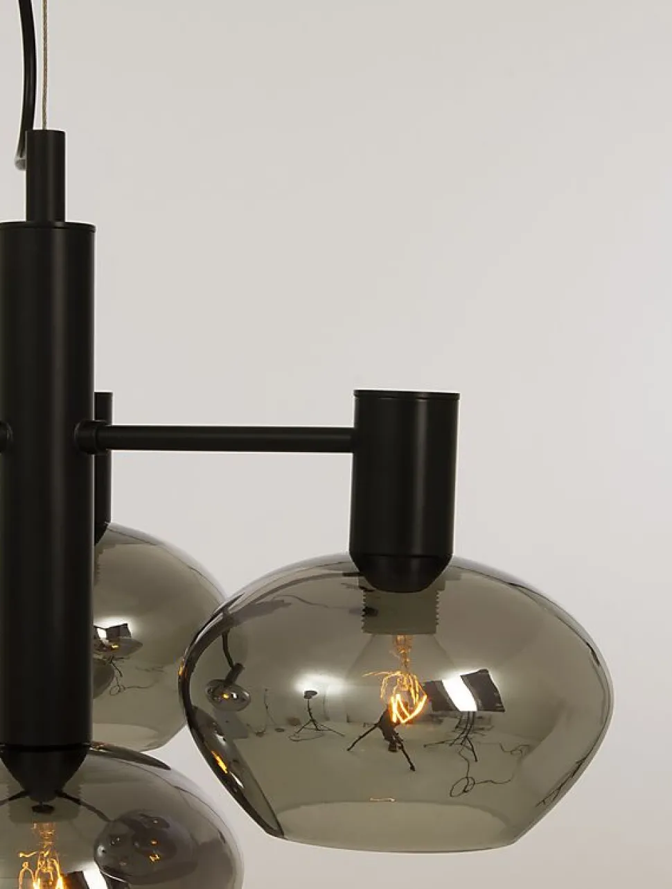 Bell Ø47 taklampa