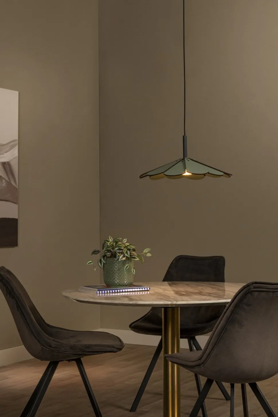 Blomster Ø47 taklampa