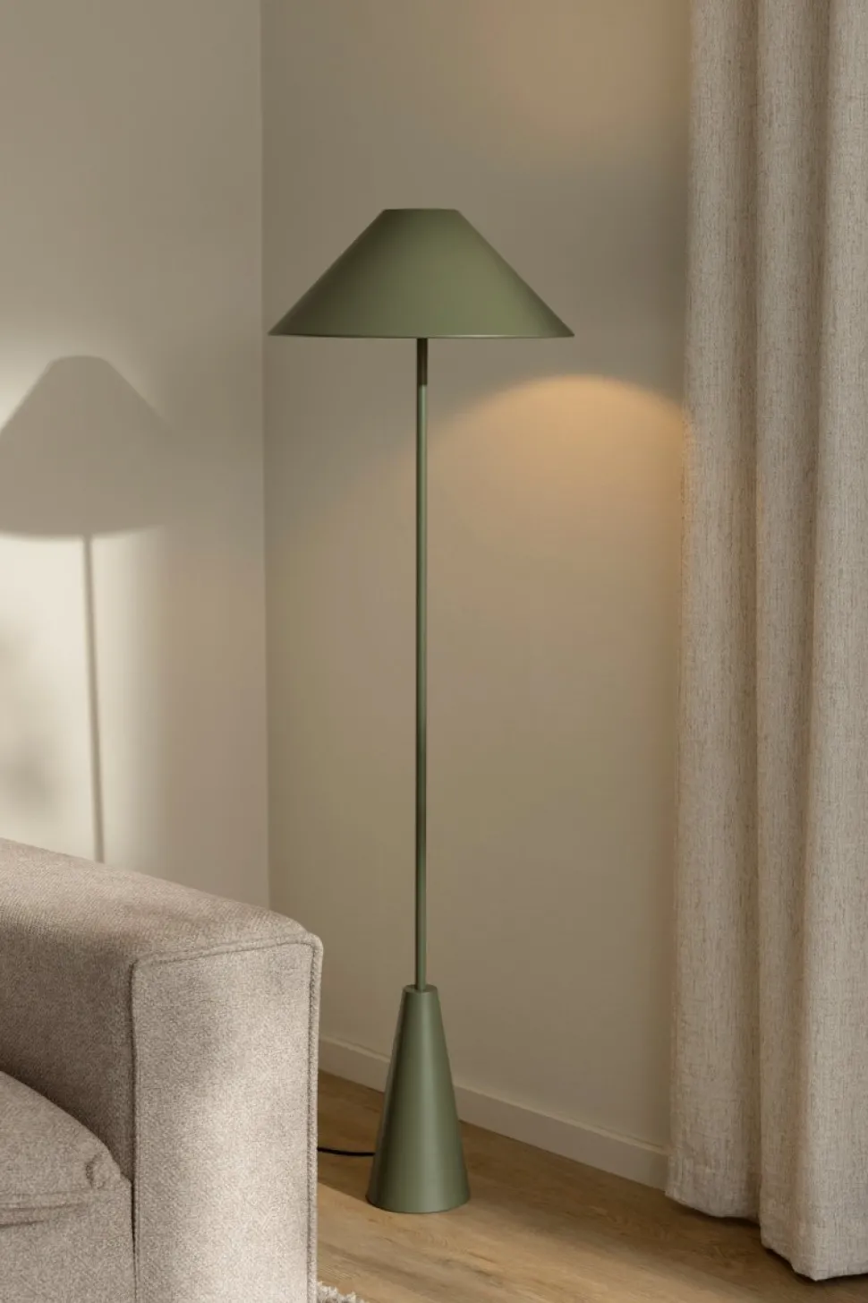Cannes golvlampa