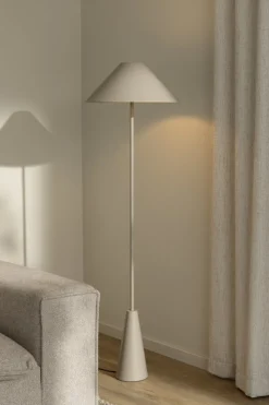Cannes golvlampa