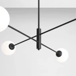 Homme 108cm plafond