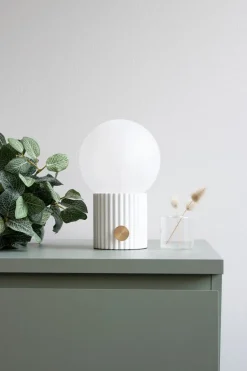 Hubble 24cm bordslampa