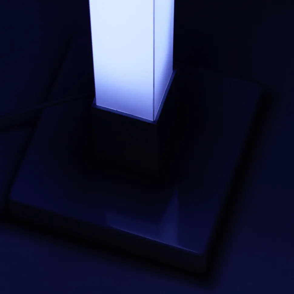 Neele golvlampa
